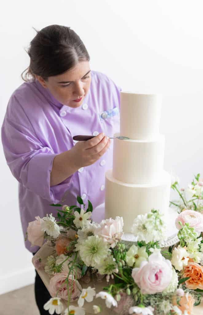 Utah Wedding Cake Artist with white wedding cake